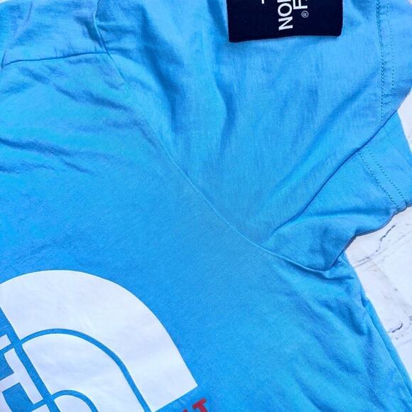 NWOT Men’s Medium The North Face SS Graphic TShirt - Picture 6 of 9